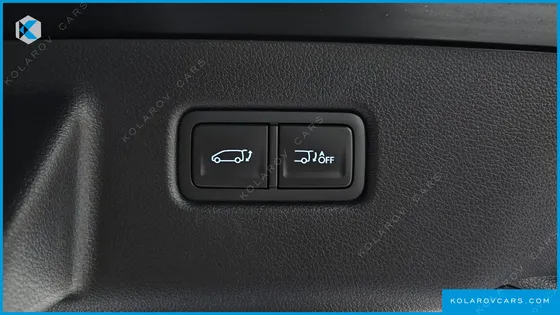 HYUNDAI STARIA 4WD TOURER 9-SEATER