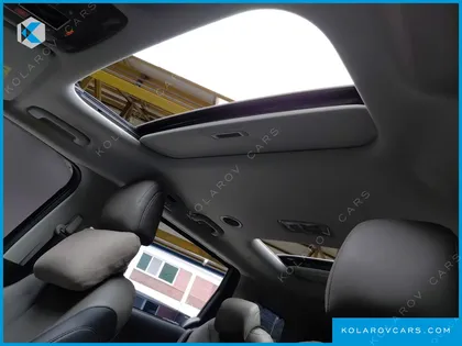 KIA CARNIVAL DIESEL 9-SEATER NOBLESSE
