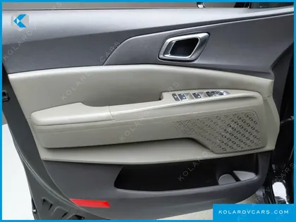 KIA CARNIVAL DIESEL 9-SEATER NOBLESSE