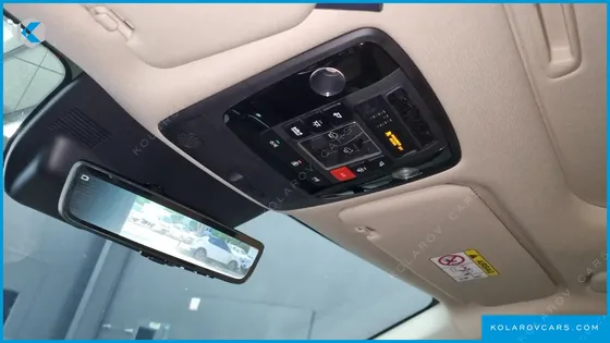 KIA CARNIVAL HEV 9SEATER SIGNATURE