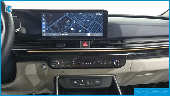 KIA CARNIVAL HEV 7SEATER GRAVITY
