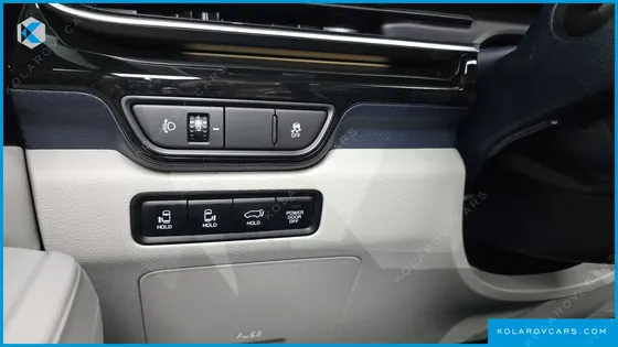KIA CARNIVAL HEV 7SEATER GRAVITY