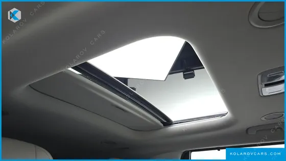 KIA CARNIVAL HEV 7SEATER GRAVITY