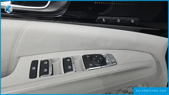KIA CARNIVAL HEV 7SEATER GRAVITY