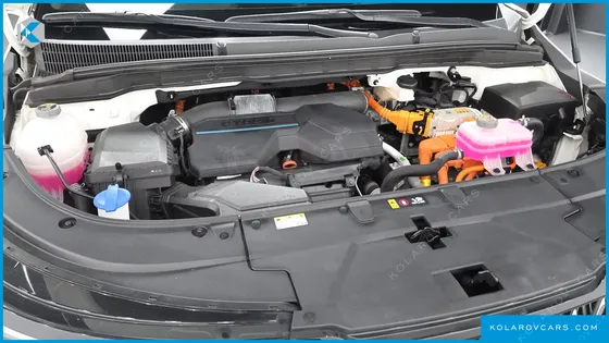 KIA CARNIVAL HEV 9 SEATER PRESTIGE
