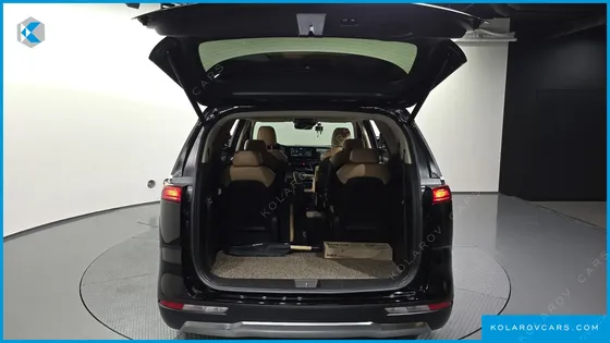 KIA CARNIVAL DIESEL 11-SEATER NOBLESSE