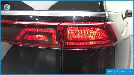 KIA CARNIVAL DIESEL 11-SEATER NOBLESSE