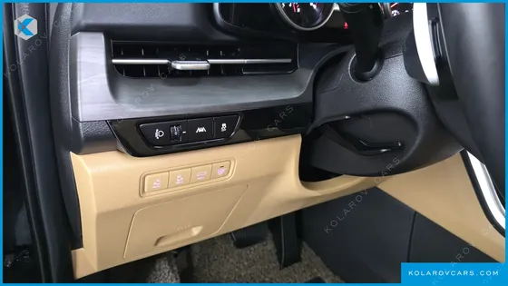 KIA CARNIVAL DIESEL 11-SEATER NOBLESSE