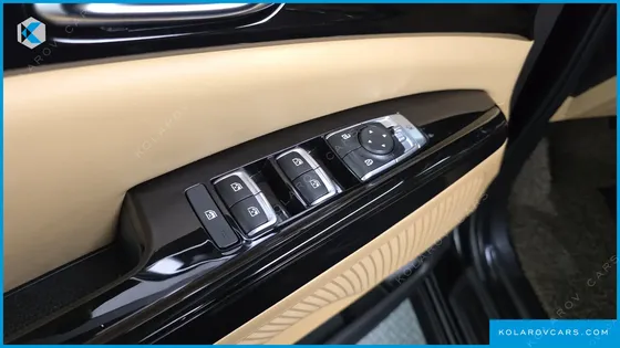 KIA CARNIVAL DIESEL 11-SEATER NOBLESSE