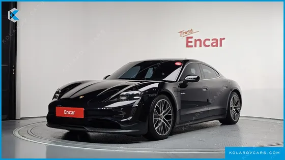 PORSCHE TAYCAN BASE