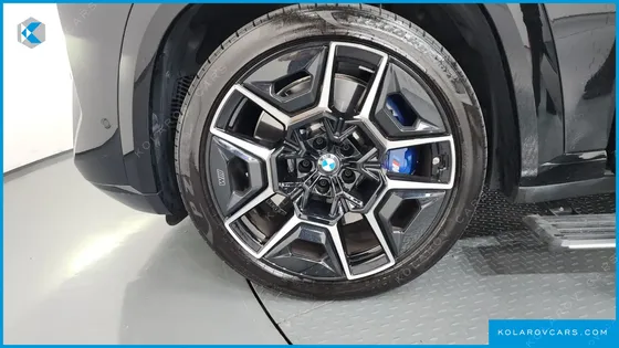 BMW XM 4.4