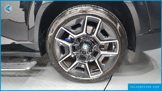 BMW XM 4.4