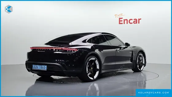 PORSCHE TAYCAN 4S