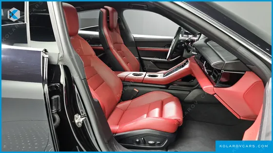 PORSCHE TAYCAN 4S