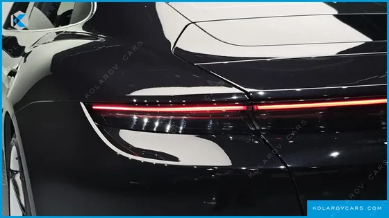 PORSCHE TAYCAN 4S