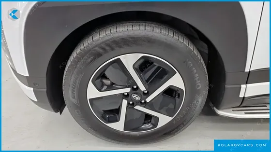 HYUNDAI IONIQ 9 CRUISE TYPE AWD