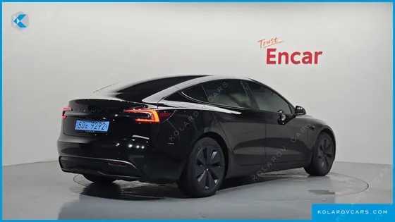TESLA MODEL 3 RWD