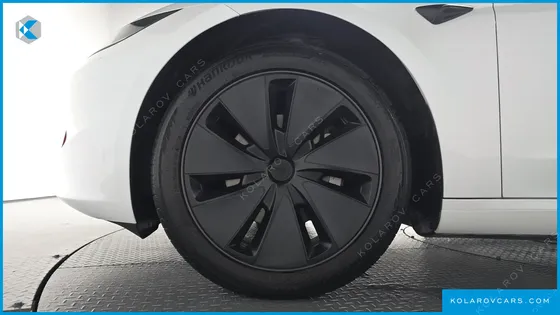 TESLA MODEL 3 RWD