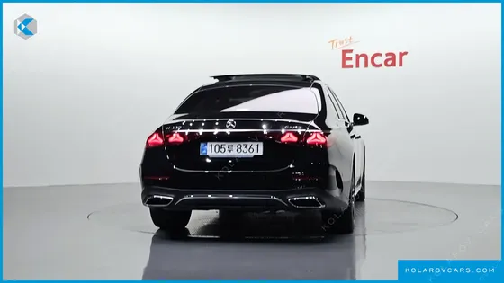 MERCEDES E-CLASS E300 4MATIC AMG LINE