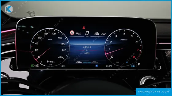 MERCEDES E-CLASS E300 4MATIC AMG LINE
