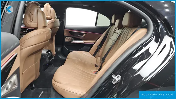 MERCEDES E-CLASS E300 4MATIC AMG LINE
