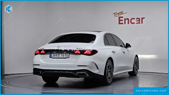 MERCEDES E-CLASS E300 4MATIC AMG LINE