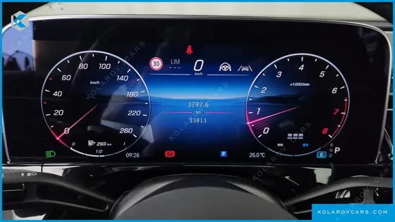 MERCEDES E-CLASS E300 4MATIC AMG LINE