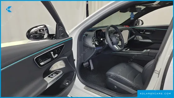 MERCEDES E-CLASS E300 4MATIC AMG LINE
