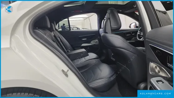 MERCEDES E-CLASS E300 4MATIC AMG LINE
