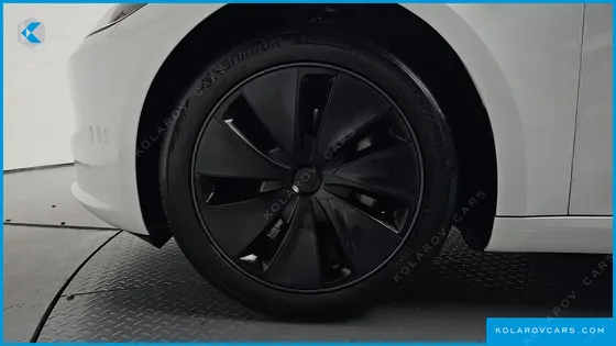 TESLA MODEL 3 RWD