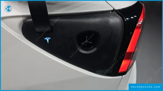 TESLA MODEL 3 RWD