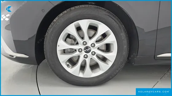 KIA K8 2.5 GASOLINE 2WD