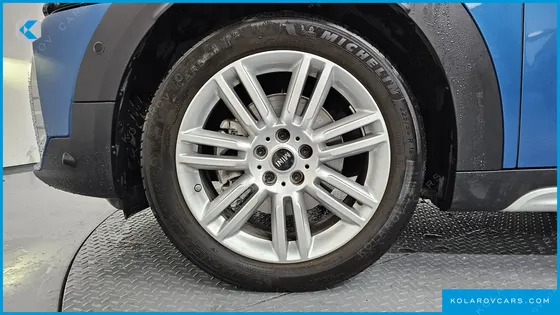 MINI COUNTRYMAN CLASSIC