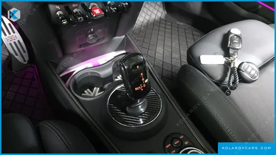 MINI COUNTRYMAN CLASSIC PLUS LAUNCH PACK
