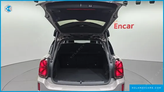 MINI COUNTRYMAN CLASSIC PLUS LAUNCH PACK