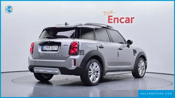 MINI COUNTRYMAN CLASSIC PLUS LAUNCH PACK