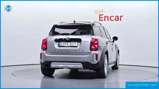 MINI COUNTRYMAN CLASSIC PLUS LAUNCH PACK