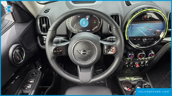 MINI COUNTRYMAN CLASSIC PLUS LAUNCH PACK