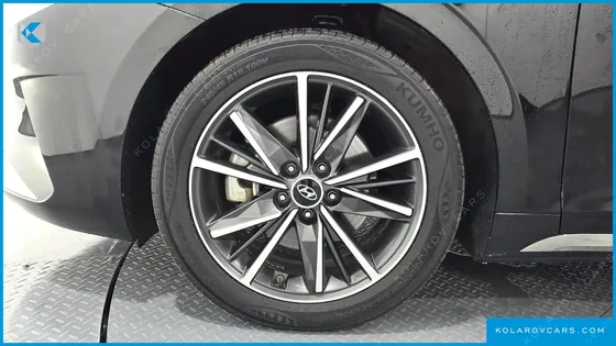 HYUNDAI GRANDEUR 3.0 LPI RENT CAR
