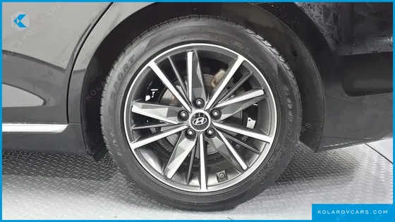 HYUNDAI GRANDEUR 3.0 LPI RENT CAR