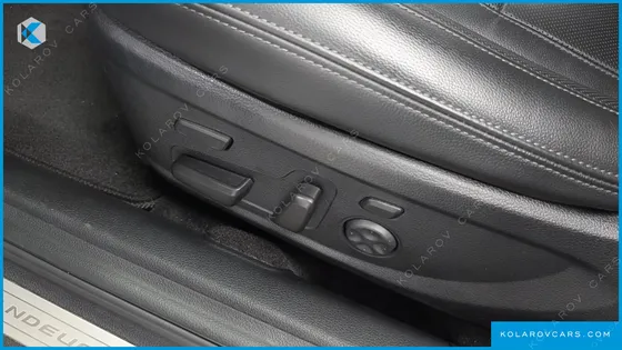 HYUNDAI GRANDEUR 3.0 LPI RENT CAR