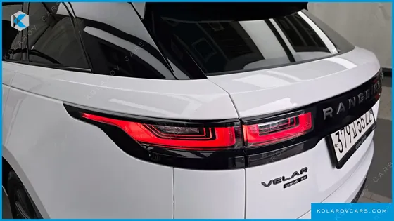 LAND ROVER RANGE ROVER VELAR 3.0 D300 R-DYNAMIC SE