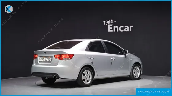 KIA FORTE 1.6 GDI DELUXE