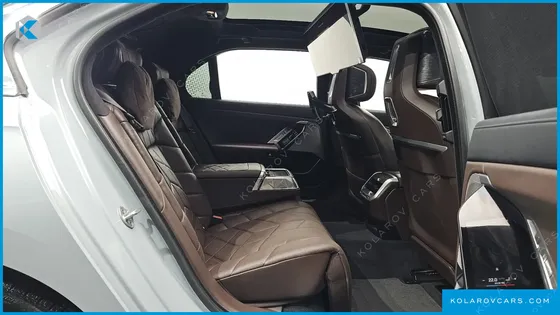 BMW 7 SERIES 740I SDRIVE M SPORT