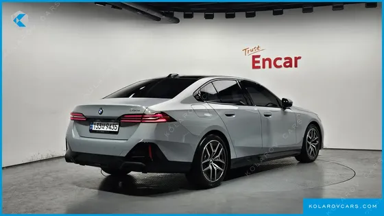 BMW 5 SERIES 520I M SPORT