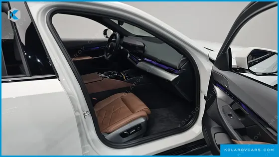 BMW 5 SERIES 530E M SPORT