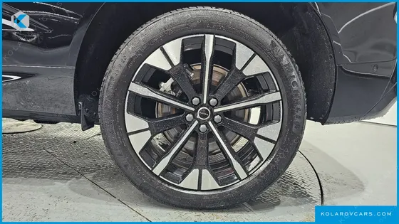 VOLVO XC60 T8 ULTRA BRIGHT