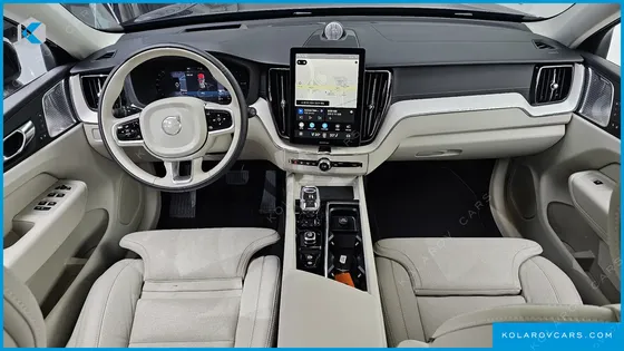 VOLVO XC60 T8 ULTRA BRIGHT