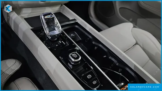 VOLVO XC60 T8 ULTRA BRIGHT
