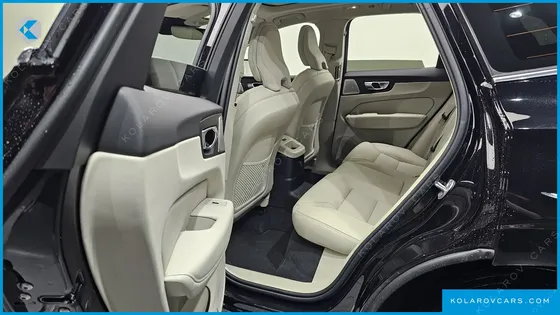 VOLVO XC60 T8 ULTRA BRIGHT